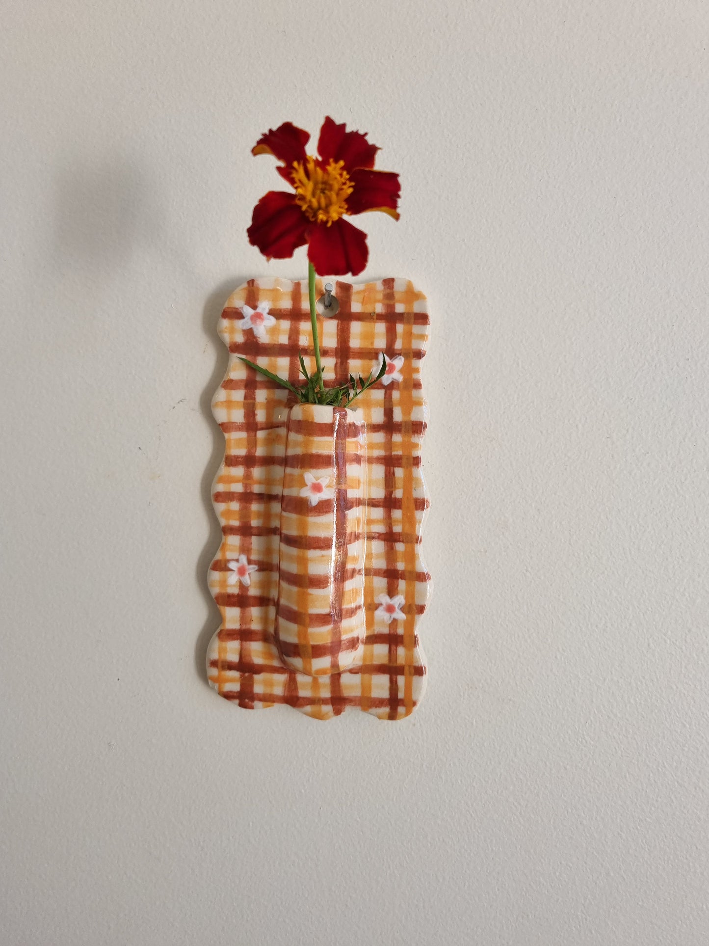 Fun wall vase