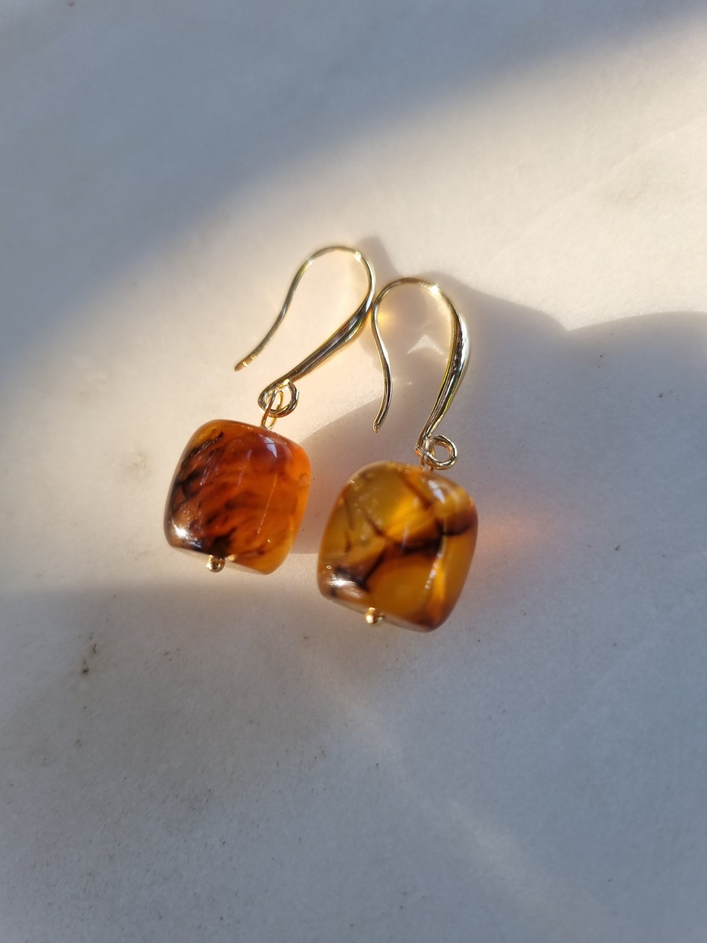 Barbara Tortoiseshell Agate Earrings - Loop Sisters 