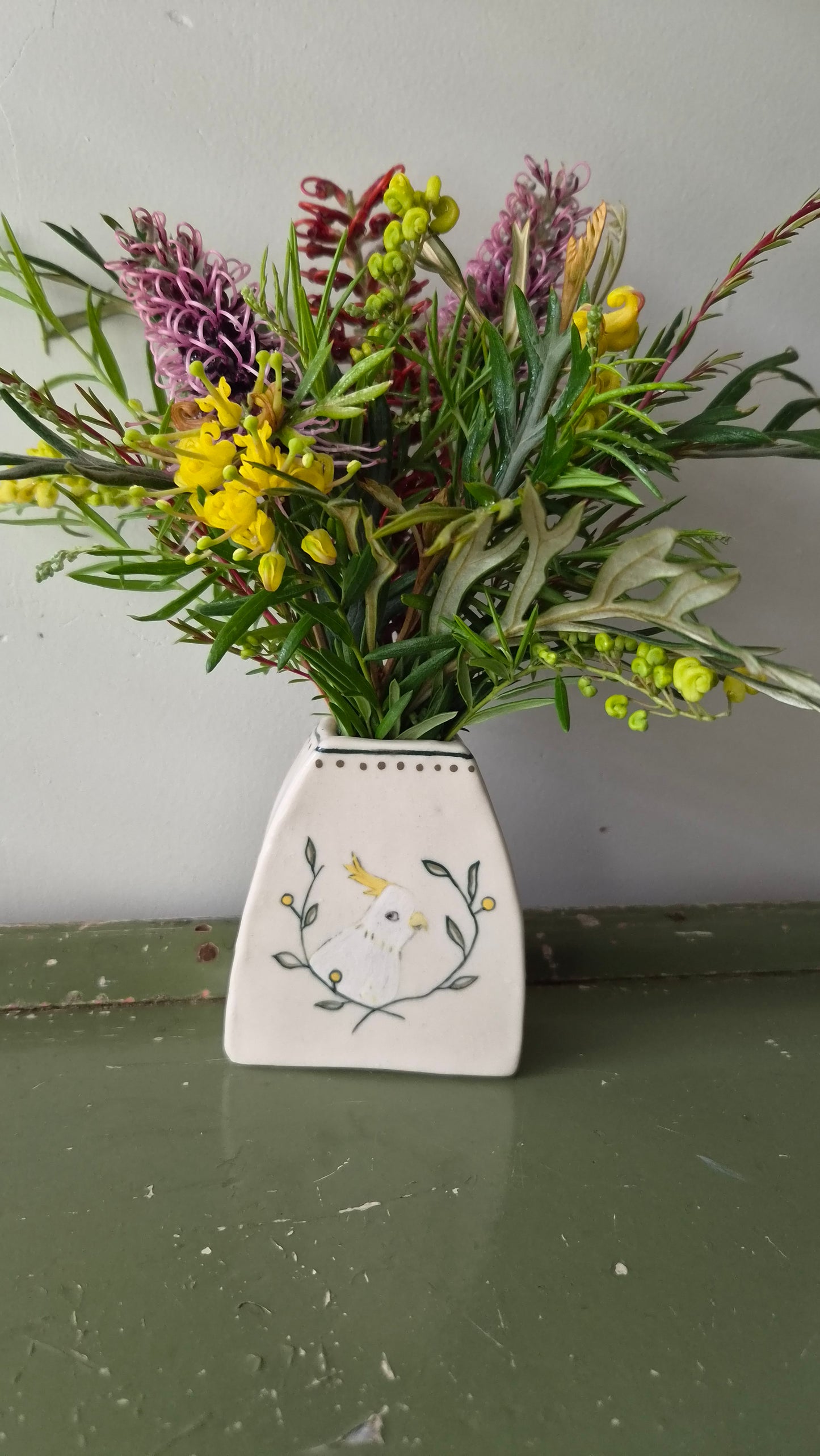 Cockatoo vase