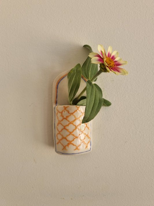 Mini plant holder/wall vase