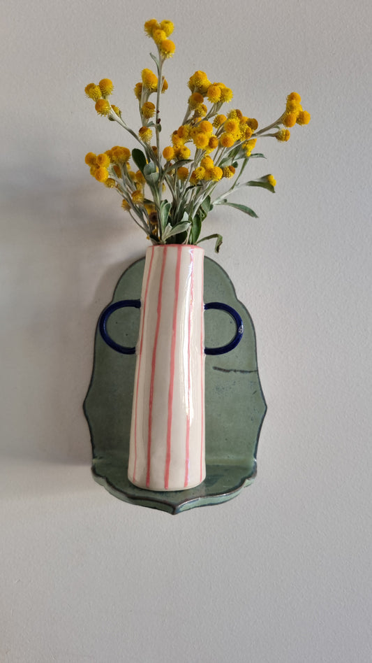 Bud vase