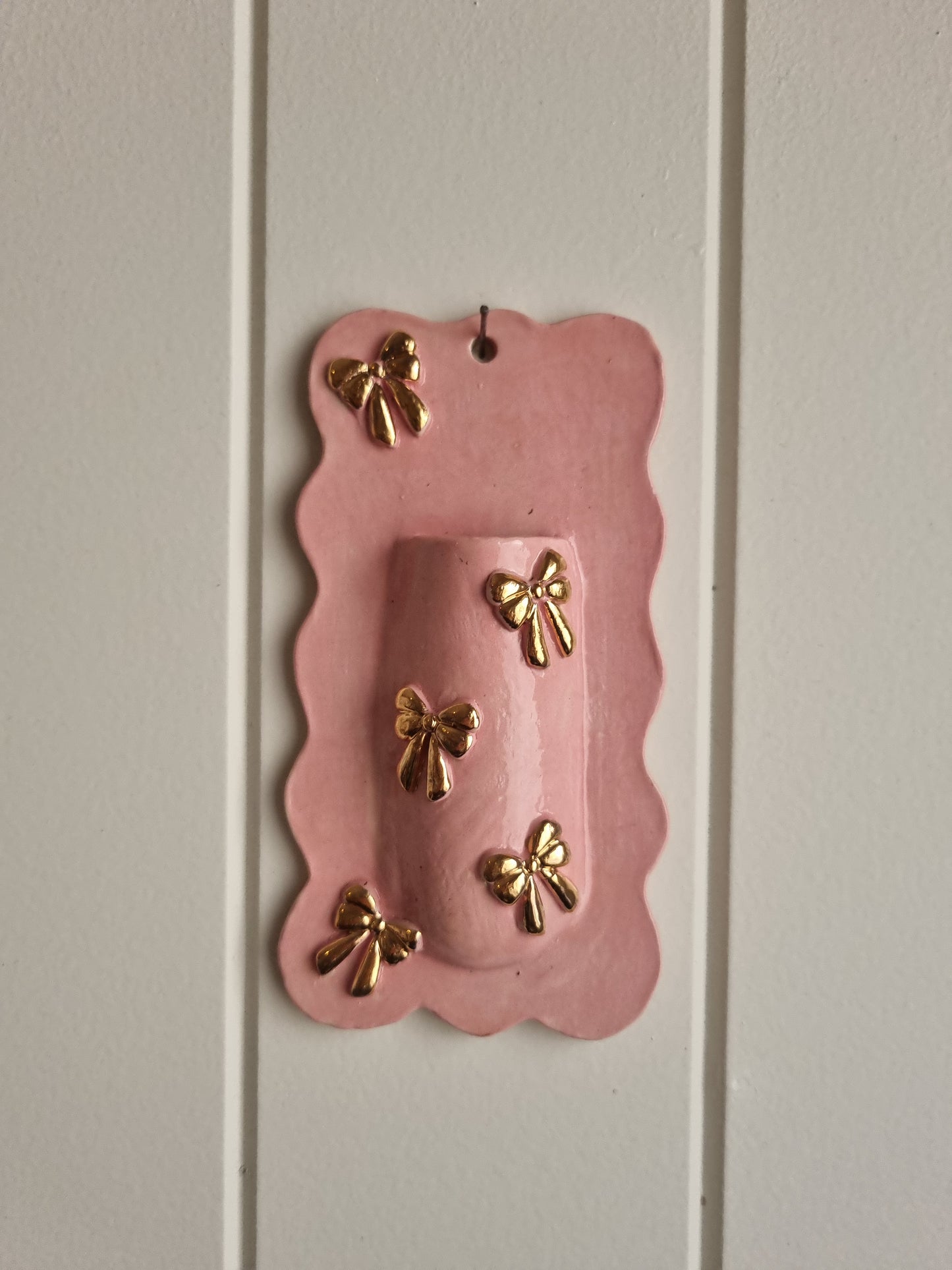 Pink and gold bow vases