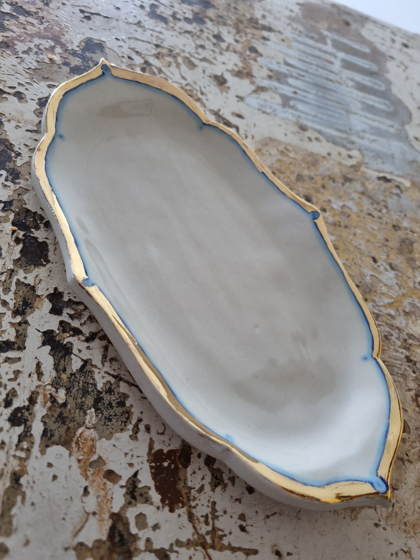 Cake/sandwich plate