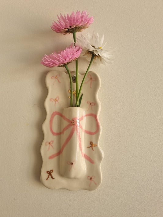 Fun wall vase
